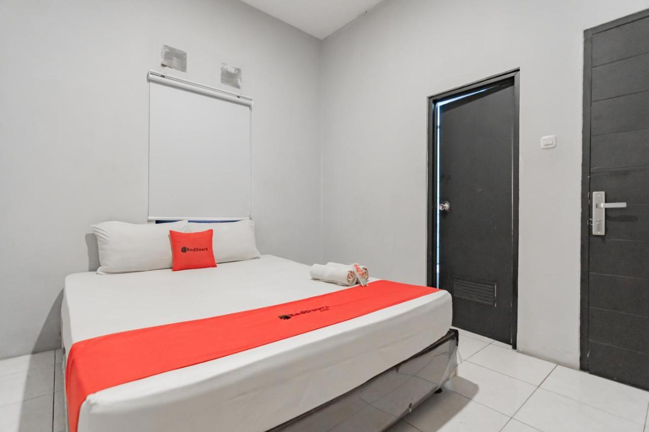 Reddoorz Near Exit Toll Pasteur 4 Hotel Бандунг Екстериор снимка