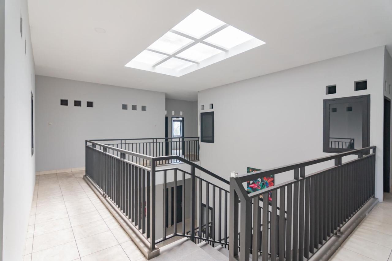 Reddoorz Near Exit Toll Pasteur 4 Hotel Бандунг Екстериор снимка