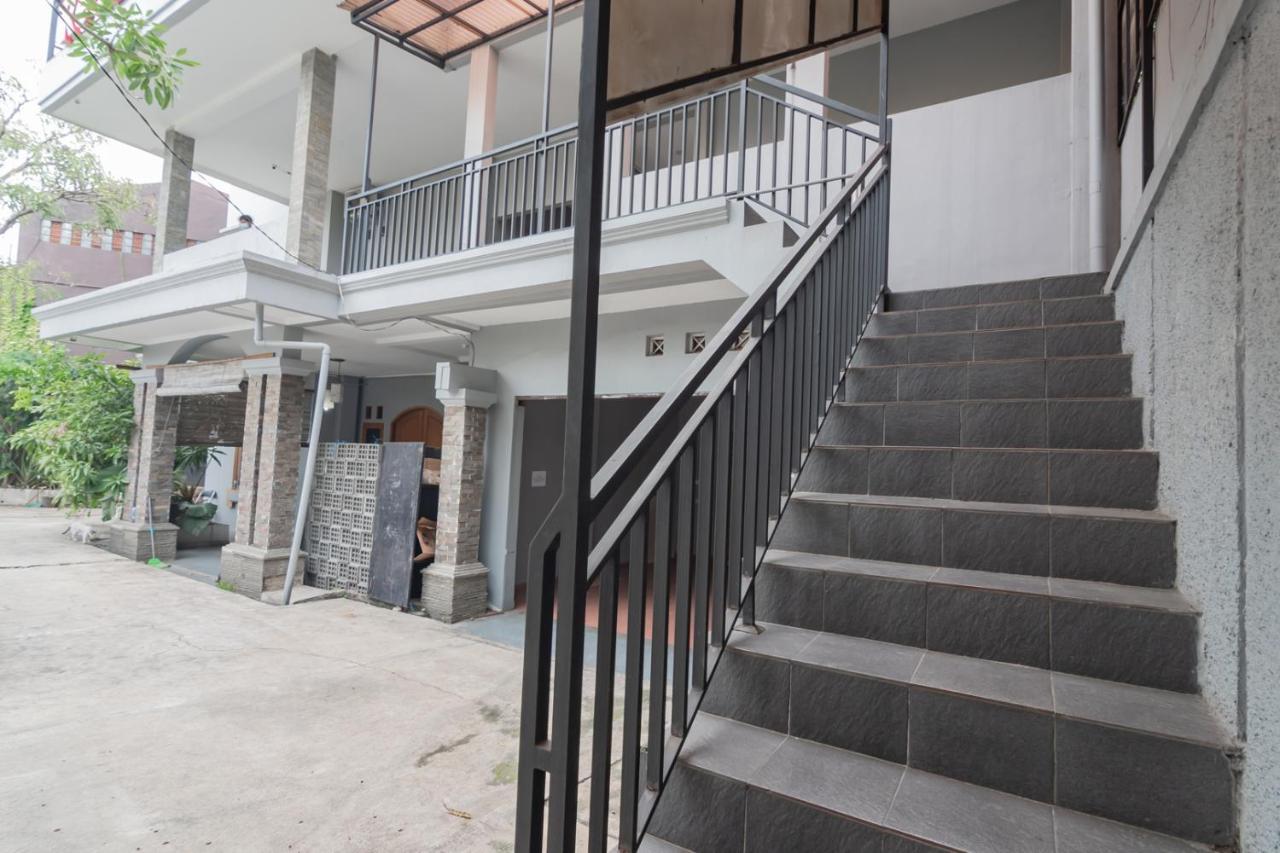Reddoorz Near Exit Toll Pasteur 4 Hotel Бандунг Екстериор снимка
