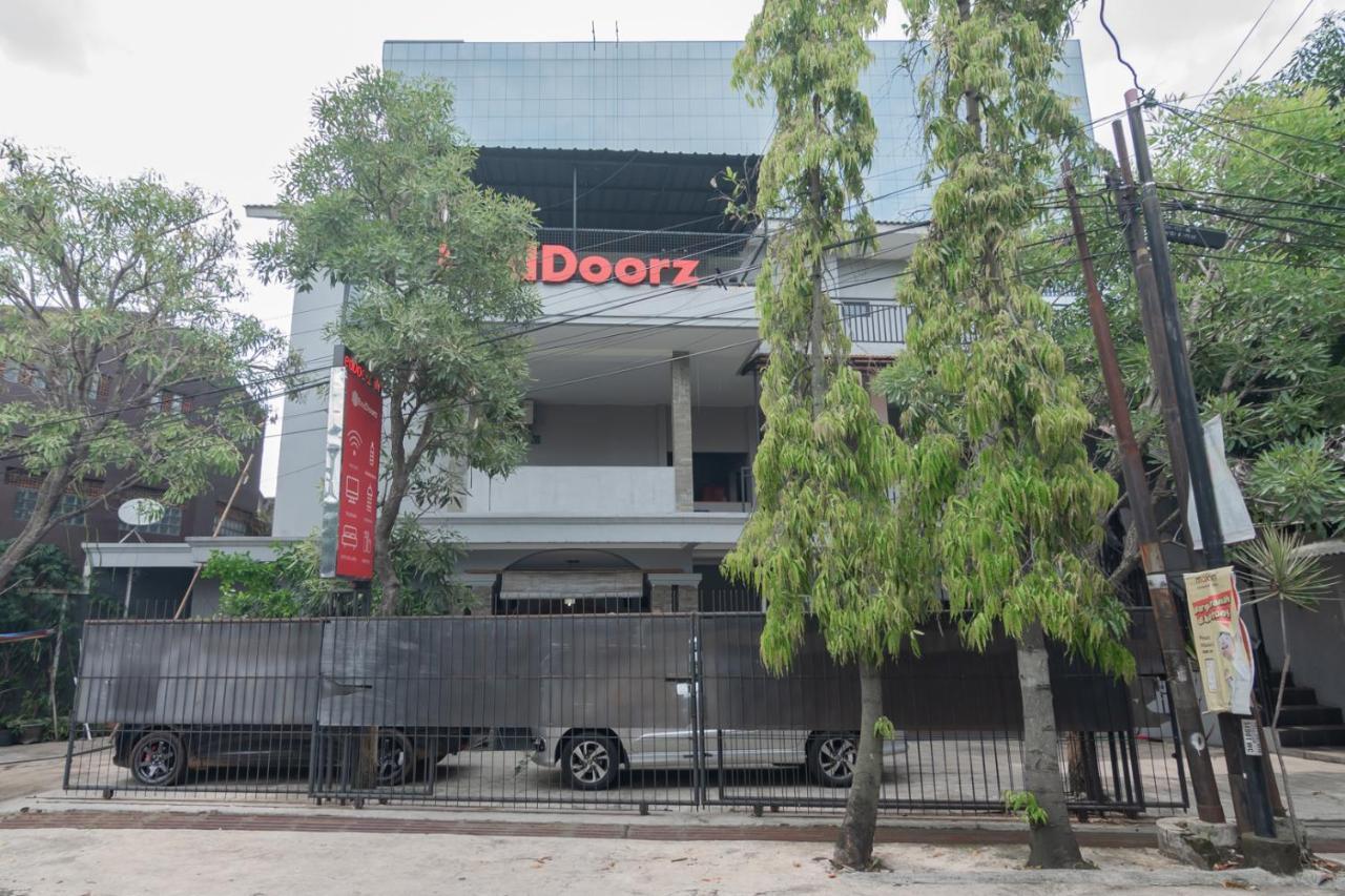 Reddoorz Near Exit Toll Pasteur 4 Hotel Бандунг Екстериор снимка
