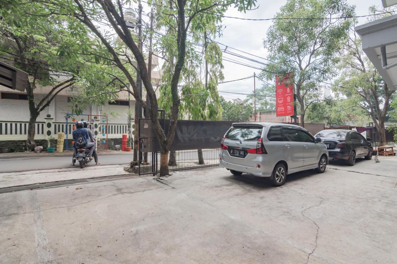 Reddoorz Near Exit Toll Pasteur 4 Hotel Бандунг Екстериор снимка